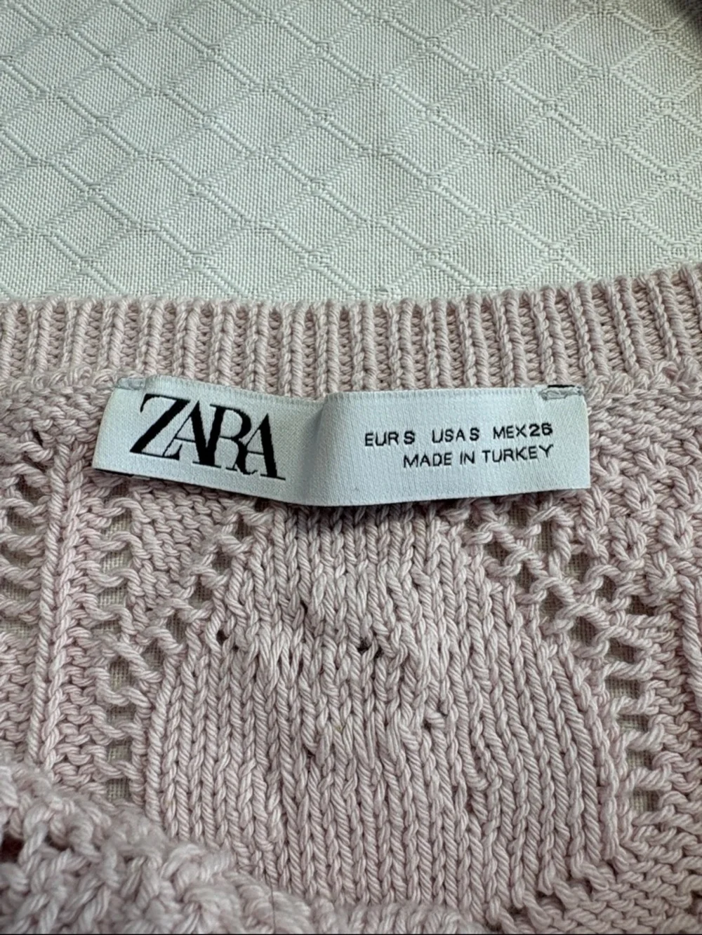 Zara Knit Cropped Floral Embroidered Top in a Pastel Pink Size S - Picture 5 of 6